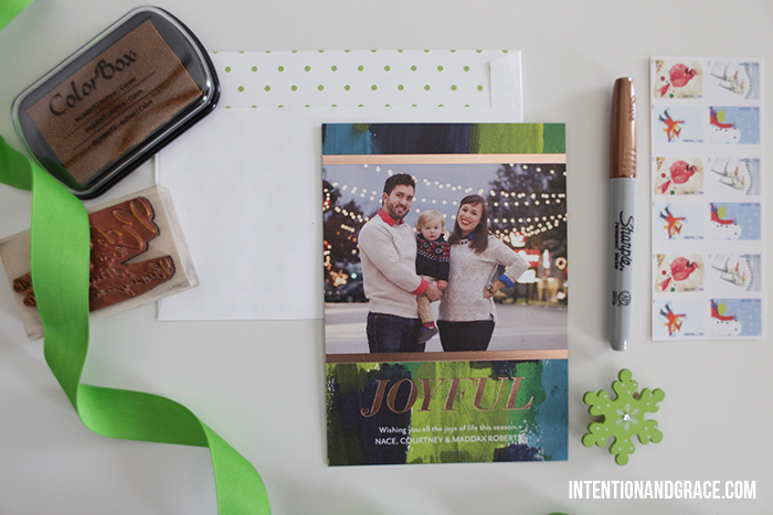 Tiny Prints Holiday Cards | 5 tips when ordering Christmas cards this season  |  intentionandgrace.com